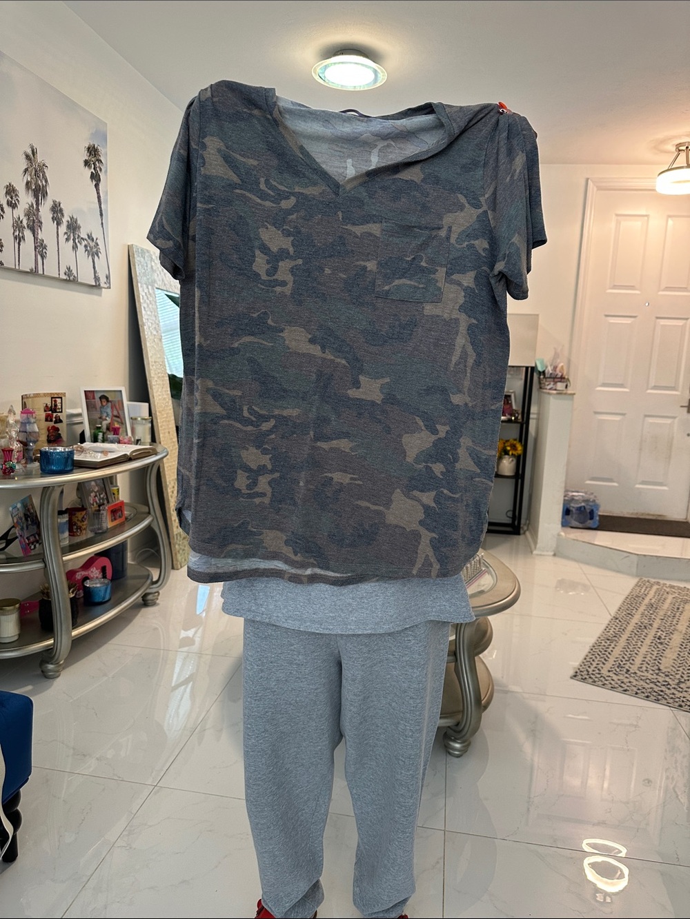 Women's Short Sleeve Camo V-Neck Top - Gray